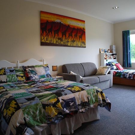 Sandcastle Bnb Ruakaka Exterior photo